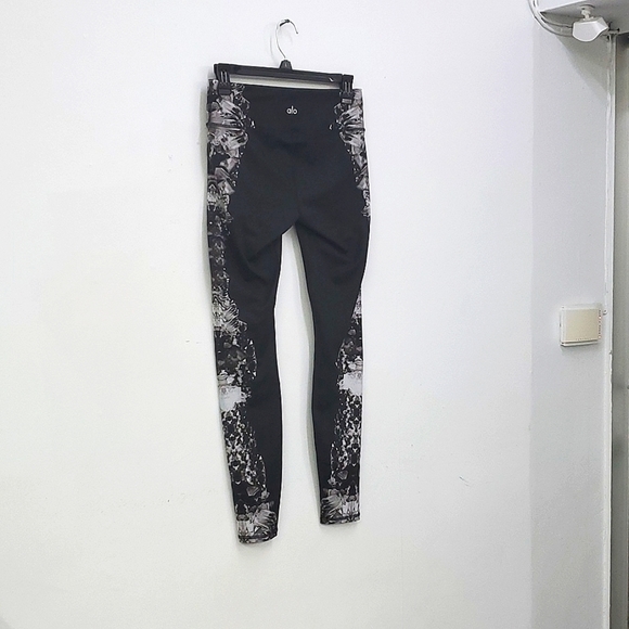 NEW ALO YOGA High-Waist Airbrush Legging XS Dark Krystal Black - Picture 8 of 8